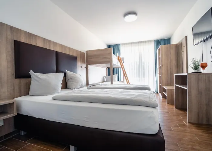 Park - Hafenruhe * غروسبونسنا